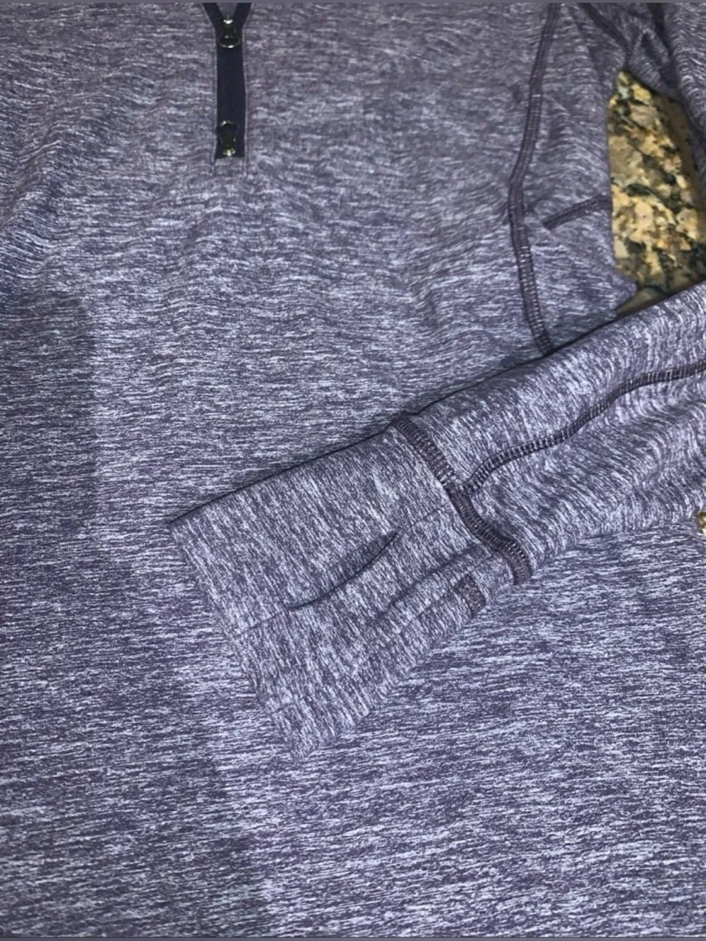 Lululemon  1/4 zip pullover size 6 long sleeve mock neck athletic top run
